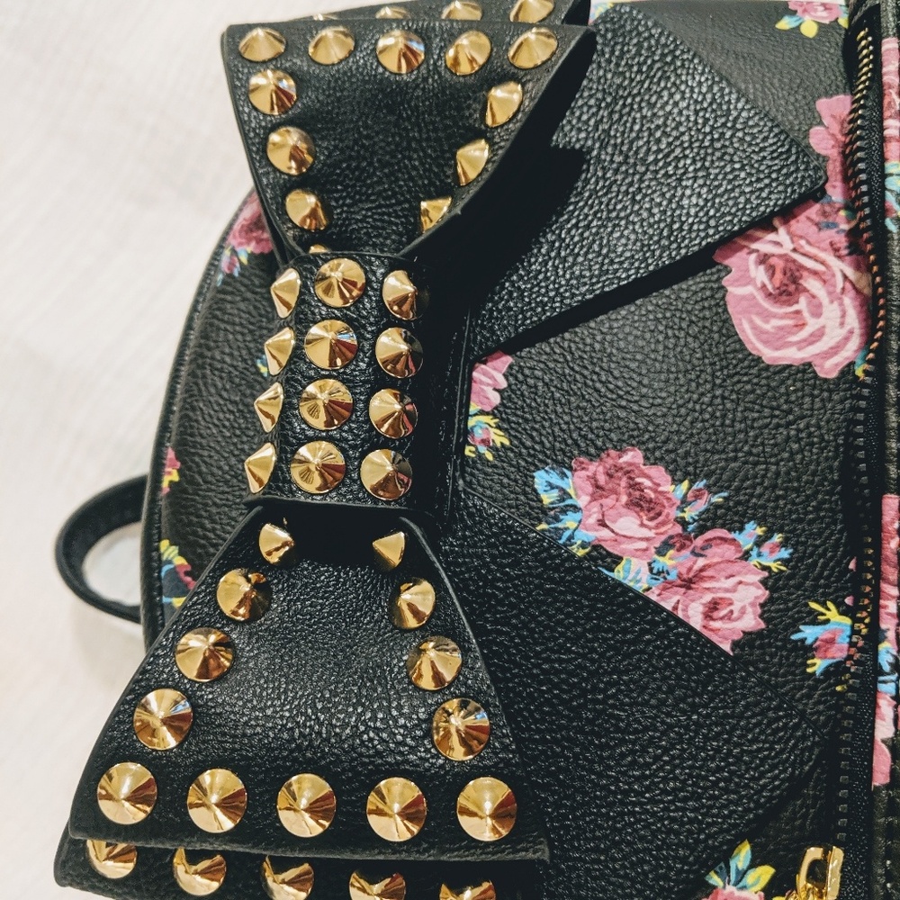 Betsey Johnson Blk Studded Bow Backpack